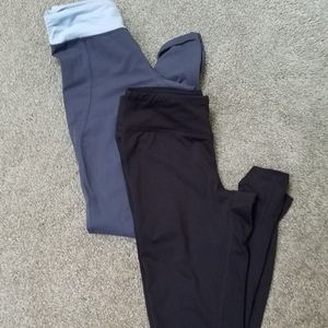 Bundle of 2 yoga pants size small